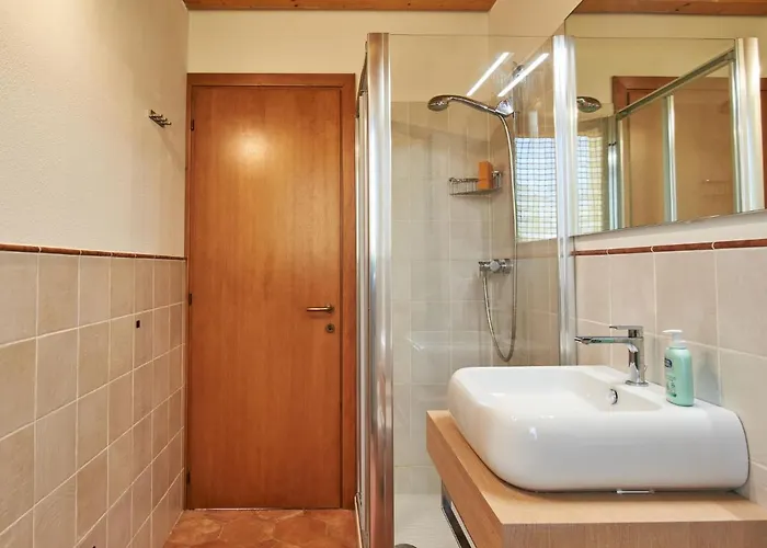 Residenza La Sassicaia By Interhome * Донго