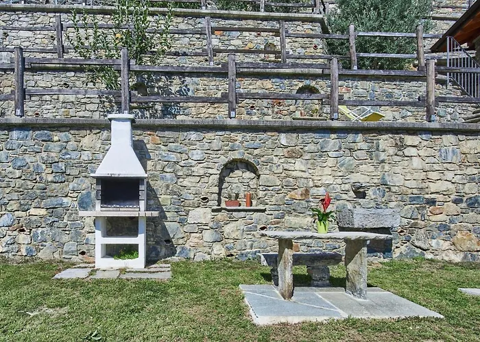 Residenza La Sassicaia By Interhome Дом отдыха Донго